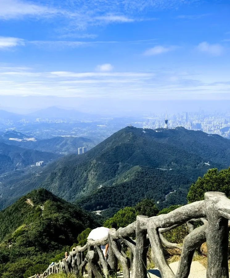 🤩看绝美日落！快来get梧桐山登山攻略！