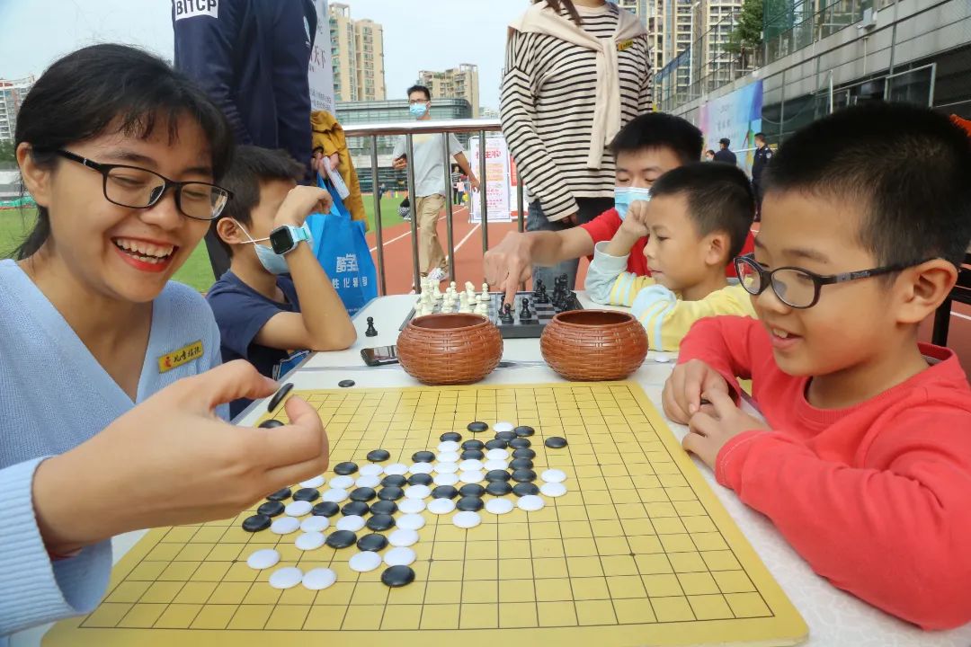动起来～万人体育技能公益培训亲子嘉年华明起报名