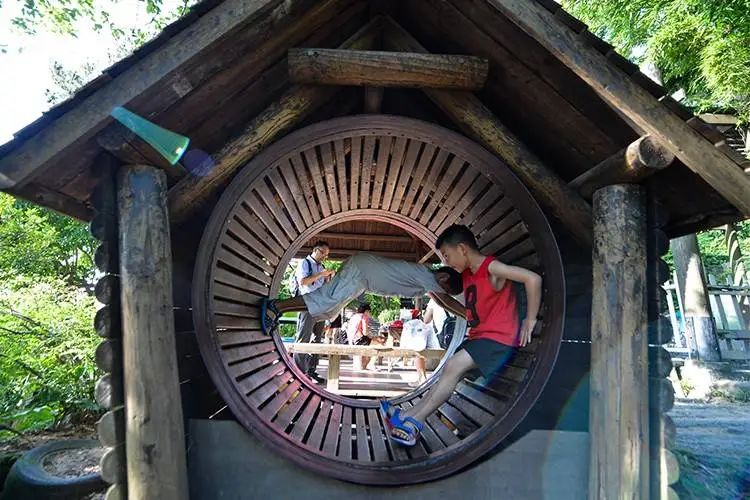 https://qnimg.zowoyoo.com/img/297392/1730778206609.jpg 五一特惠!【青青世界】59.9元起抢五一预售哪吒成人/亲子门票!5月可任选一天入园!奇幻青青,哪吒降临!哪吒主题沉浸活动~