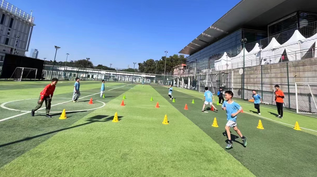 【公益培训】罗湖区青少年足球公益培训课程正式启动!