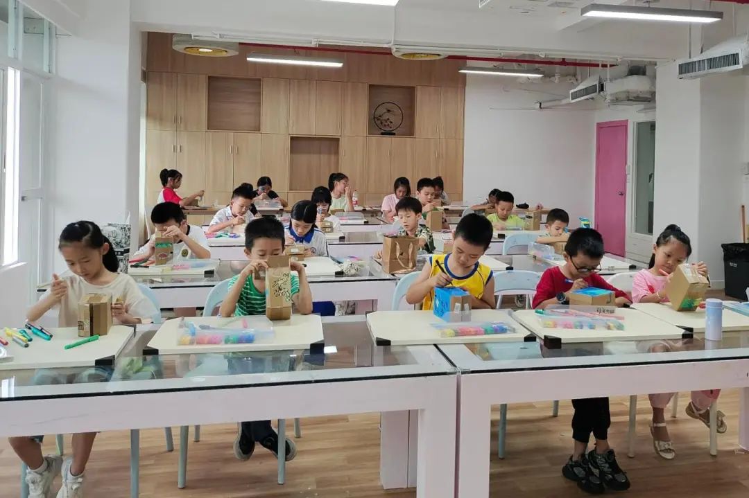 龙岗的家长们，2025年青少年公益暑托班来啦！报名请戳→
