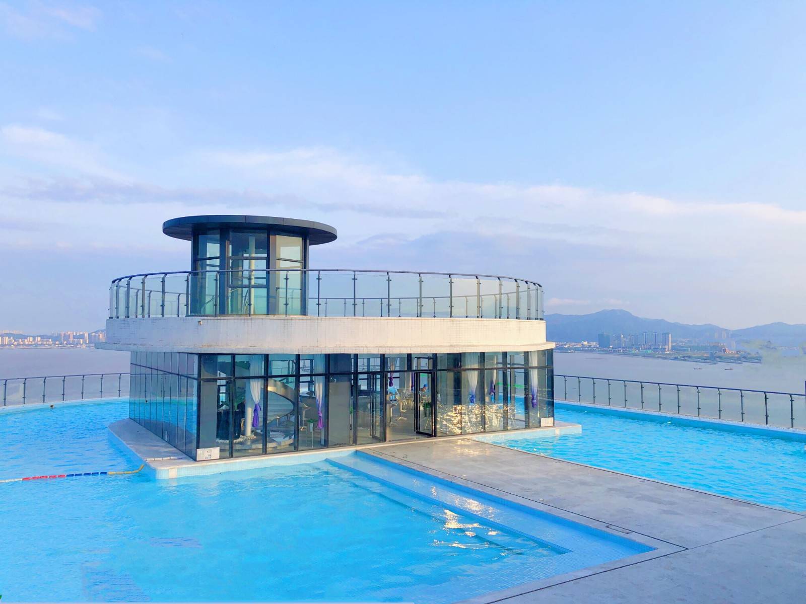 【中山·酒店】畅游广东“小巴厘岛”！199元抢『中山敏捷温泉海岸』公寓海景复式两房一厅！